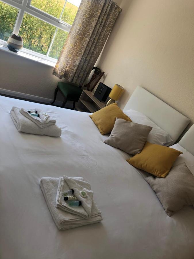 The Crossings Bed & Breakfast คาร์ลไอเอิล ภายนอก รูปภาพ